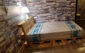 سرير بالتات خشب وارد اوربا 0