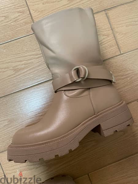 pixi boots 4