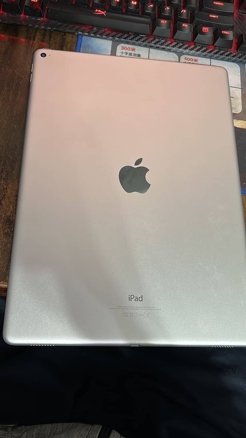 iPad Pro 1st gen 12.9" WIFI 2