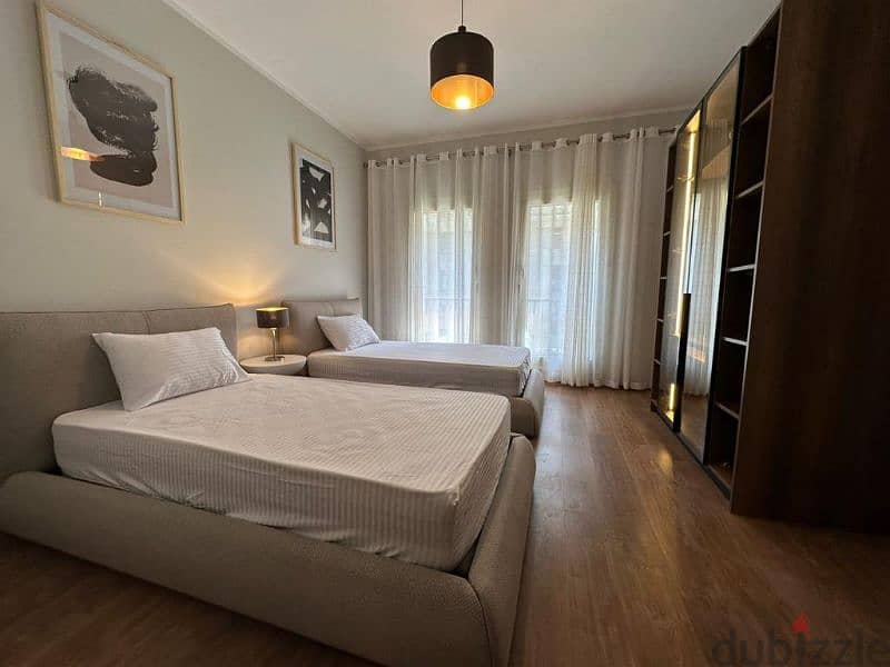 شقة غرفتين متشطبة سوبر لوكس للبيع جاهزة للسكن في كومبوند افينيو 2