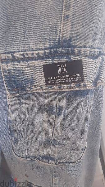 بنطلون كارجو باجي جينز. سعره 1000 في المحل  "cargo jeans from" je-x 2