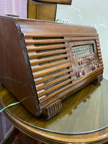 راديو اثري عمره ١٠٠  سنه  تحفه فنيه 0