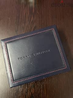 محفظة Tommy اصلية 0