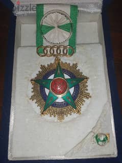 نيشان وسام الجمهورية للرياضة من الدرجة الأولى للبيع