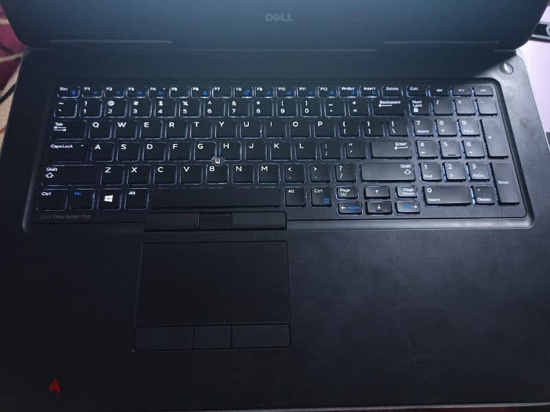 Dell Precision 7710 0