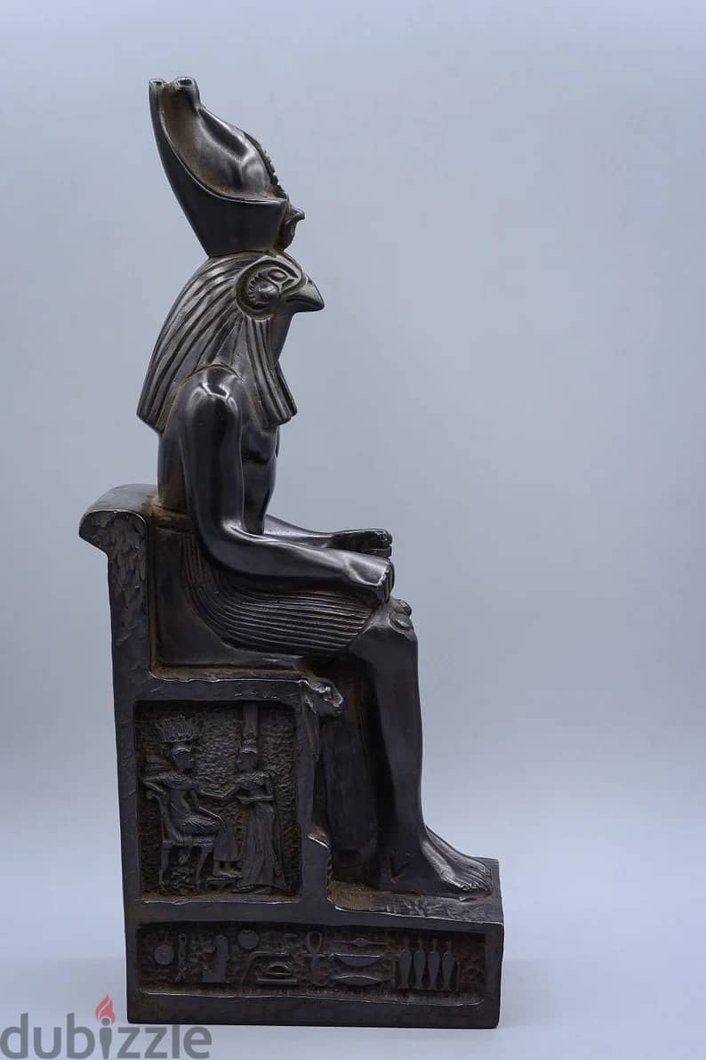 Egyptian God Horus seated statue تمثال فرعوني حورس وهو جالس 5