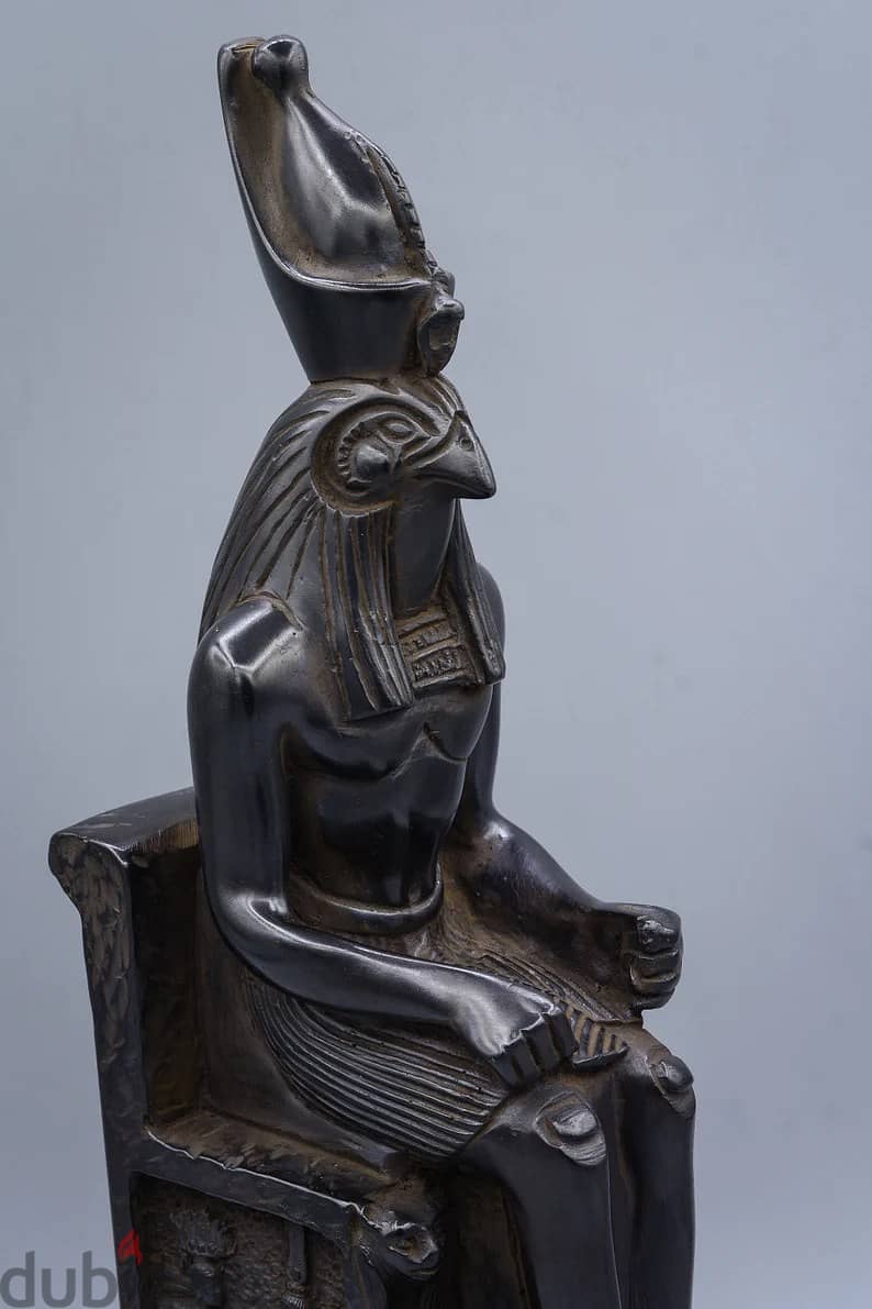 Egyptian God Horus seated statue تمثال فرعوني حورس وهو جالس 7