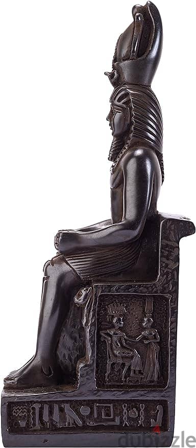 تمثال مصري قديم للملك الفرعون رمسيس Egyptian statue of Pharaoh king Ra 1