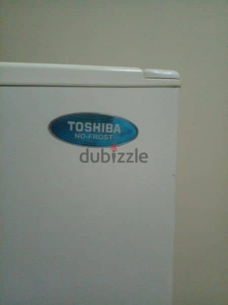 Toshiba refrigerator like new 1