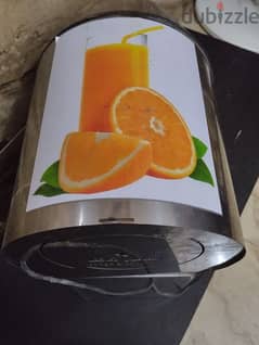 ماكينة عصير برتقال