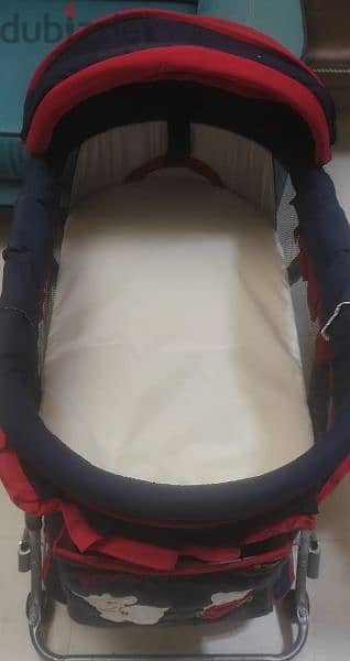 سرير اطفال متنقل عرض ٤٥ سم في طول ٩٥ سم 3