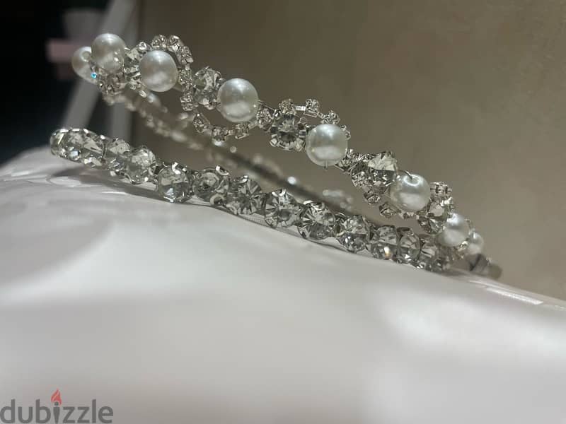 Bridal crown /headpiece from pearls and crystals 4