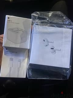 airpods pro 2 sealed / adapter 20w  original sealed / cable original