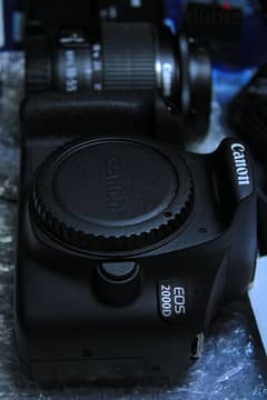 Canon 2000D Shutter 250 صورة جديدة 0