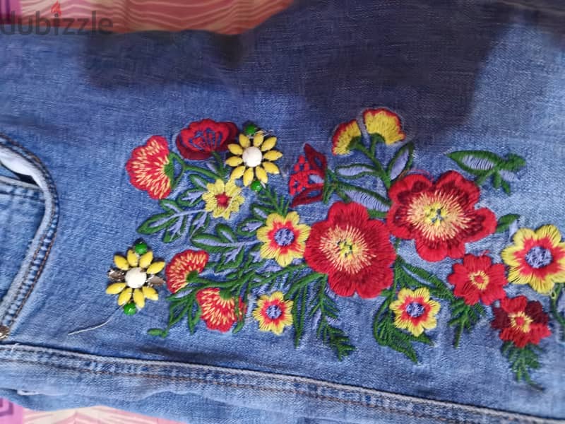 Zara embroidered torn skinny jeans 3