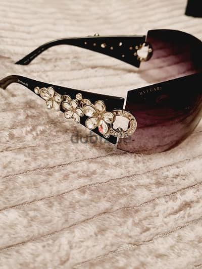 BULGARI Crystal Flower Sunglasses 652-B in Black.