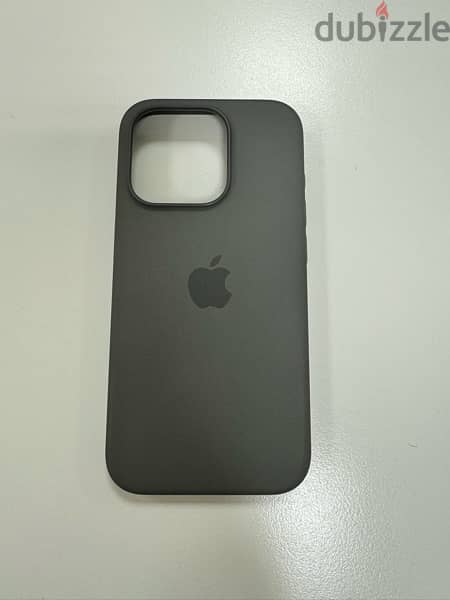 Iphone 15 pro silicone case original clay 1