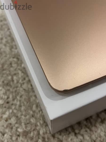 MacBook Air 2020 13’inch rose gold 2
