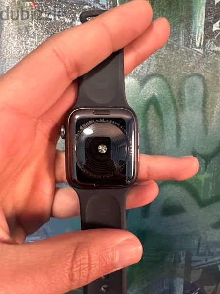 Apple watch SE first generation 44mm 1
