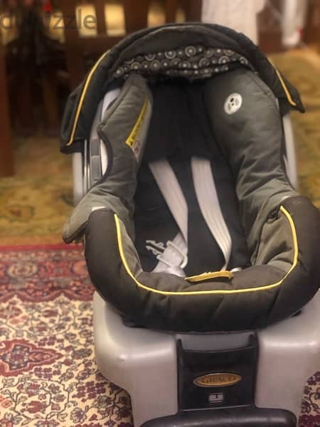 عربة اطفال و كرسي سيارة جراكو  Graco stroller -Car seat 5