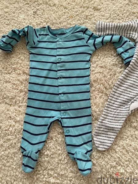 baby clothes from 0 to 3 4