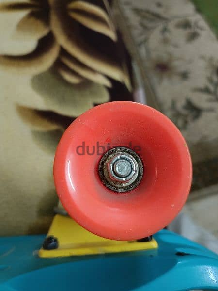 Skateboard oxeleo 22 inch استعمال اسبوع فقط 0