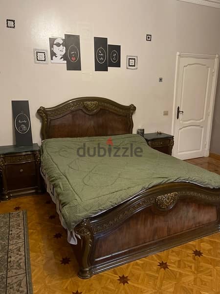 غرفة نوم ماستر استعمال خفيف خشب زان من دمياط و رخام اخضر هندى و ‏ستائر 2