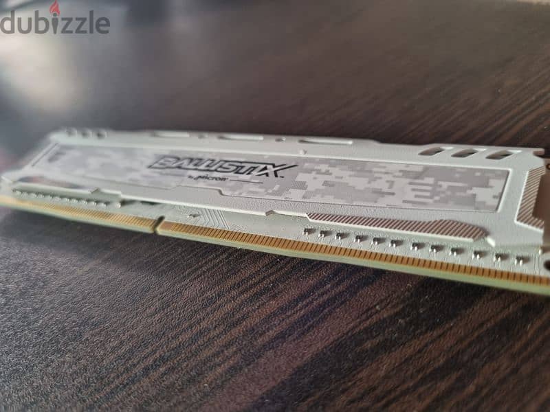 Ram Ballistix White 8 Gb, 3000 mhz 14