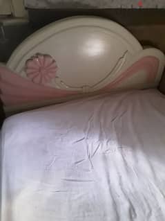 سرير عمولة خشب زان