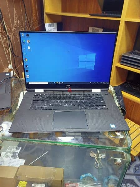 Dell XPS 15 9575 2-in-1 3