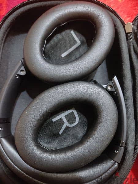 Bose Quietcomfort 45 Headphones 1
