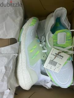 adidas ultraboost 22 size 38 original new with its box 0