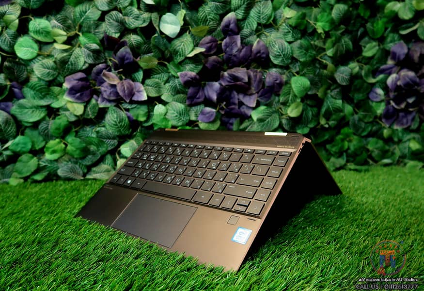 Hp spectre 13 x360 Laptop Gold Edition جمال التصميم وقوة الأداء 0