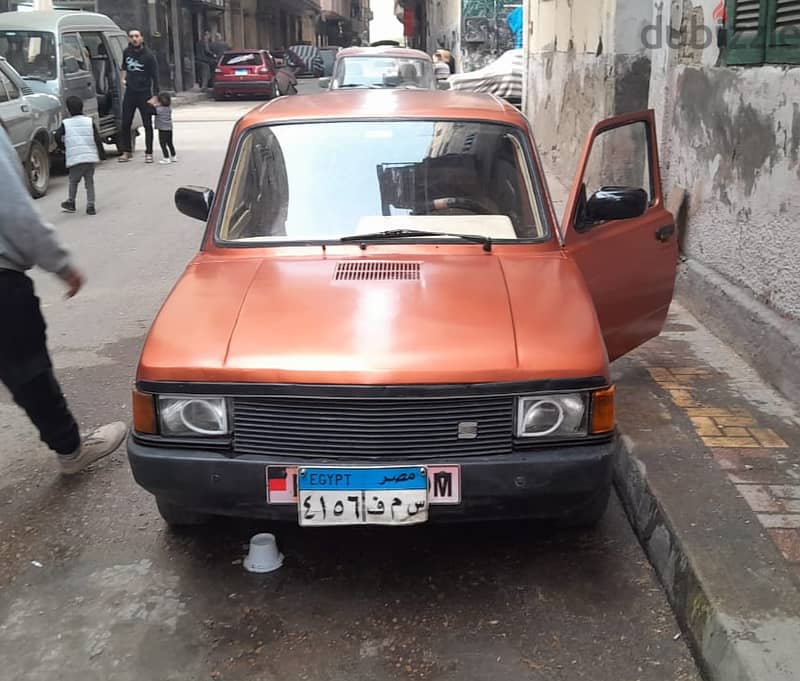 Fiat 127 فيات عربيه 127 فلورا فيها رخصه سنه 0