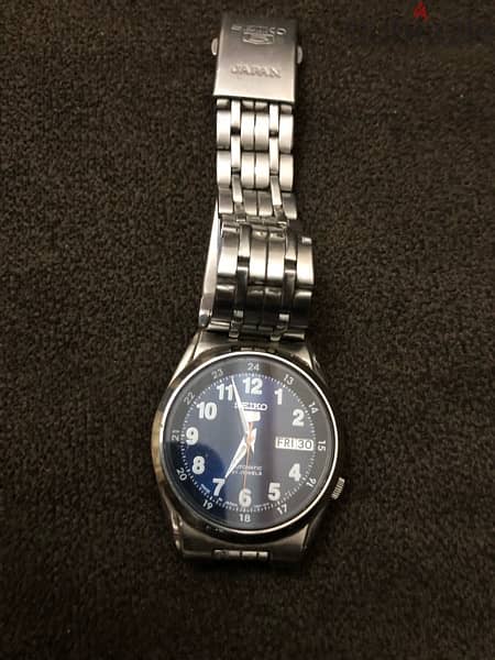 Seiko 5 Mechanical Automatic Wristwatches with 21 Jewels 1
