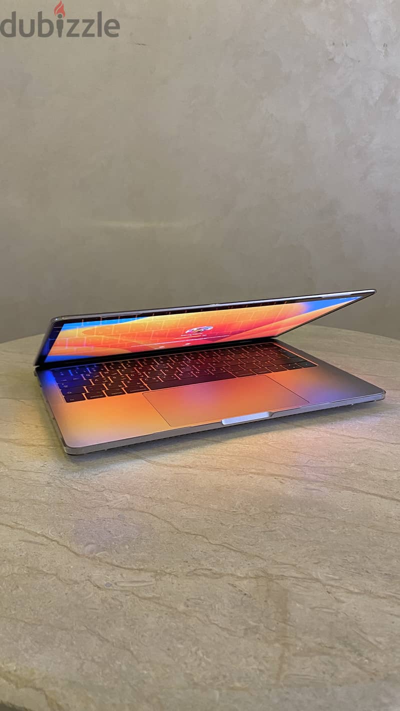 MacBook Pro 13 inch 8