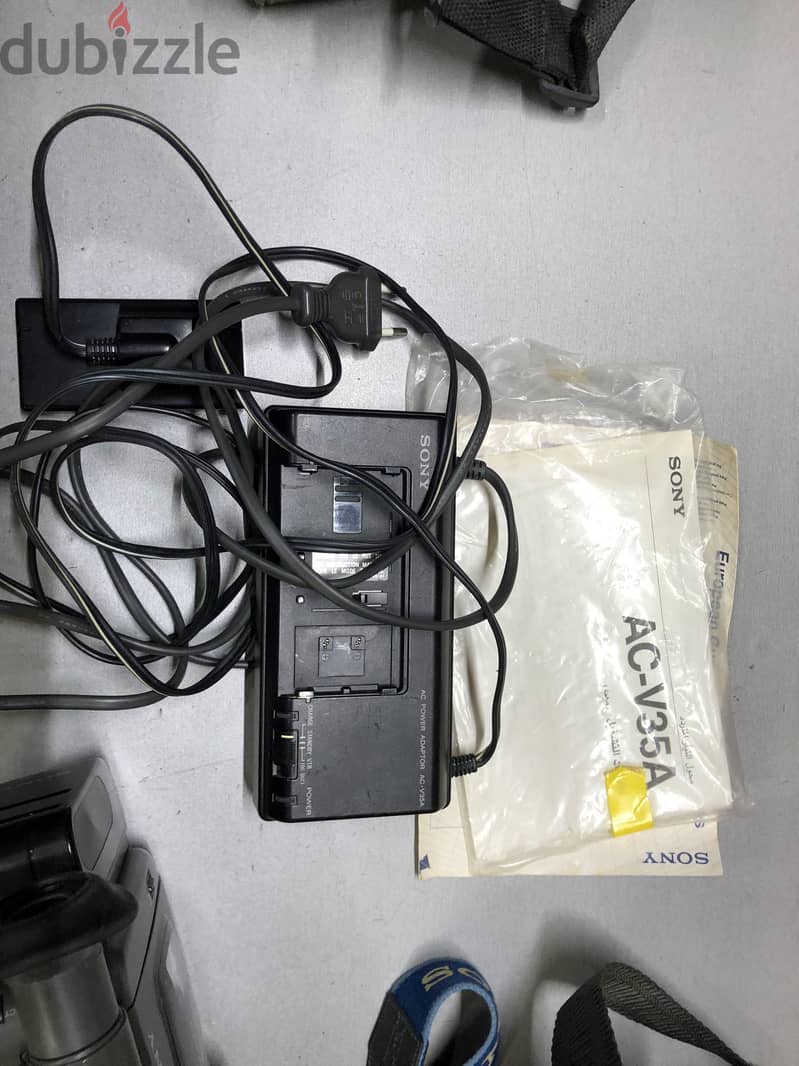 Sony Handycam Video8 CCD-F350E 4