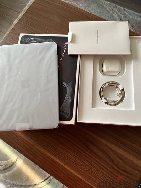 iPad Pro 11-inch 64G Gray WiFi + Cellular 3