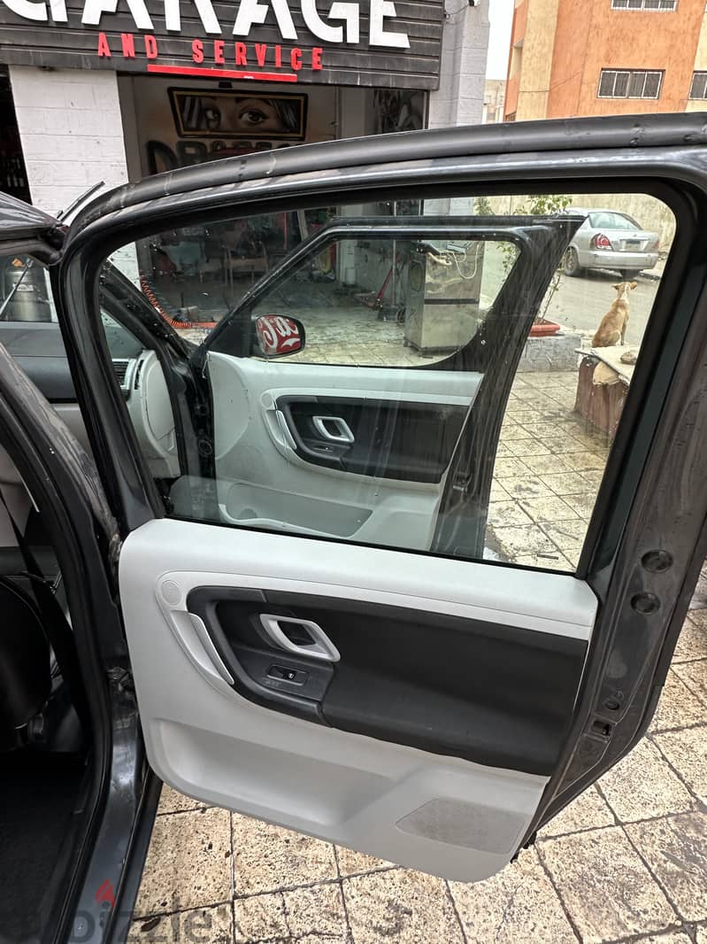 Skoda Roomster 2009 سكودا رومستر ٢٠٠٩ 8