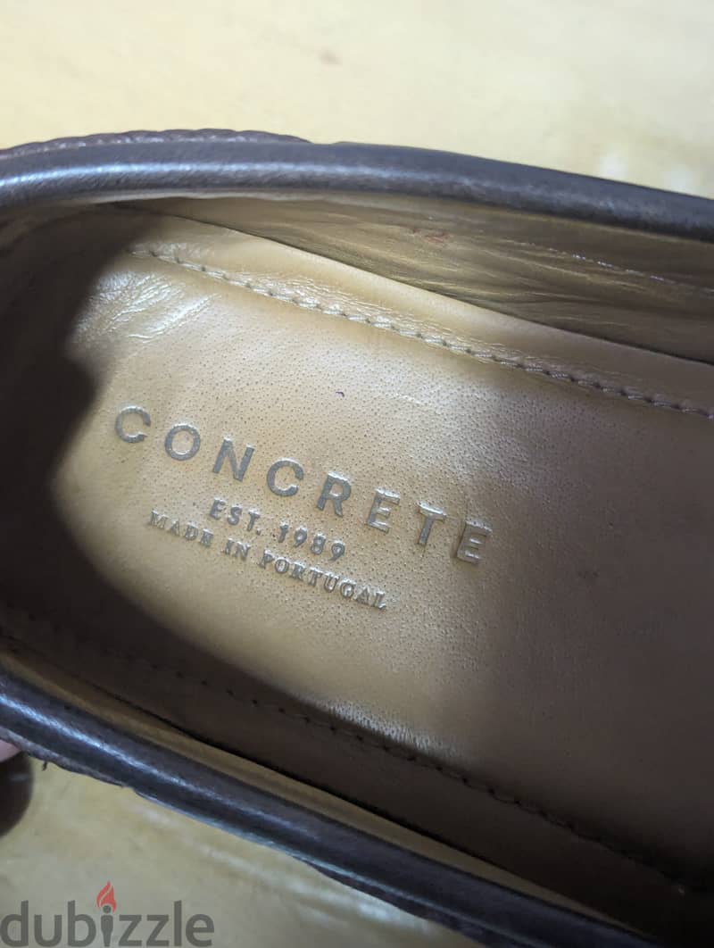 Concrete shoes 42 4