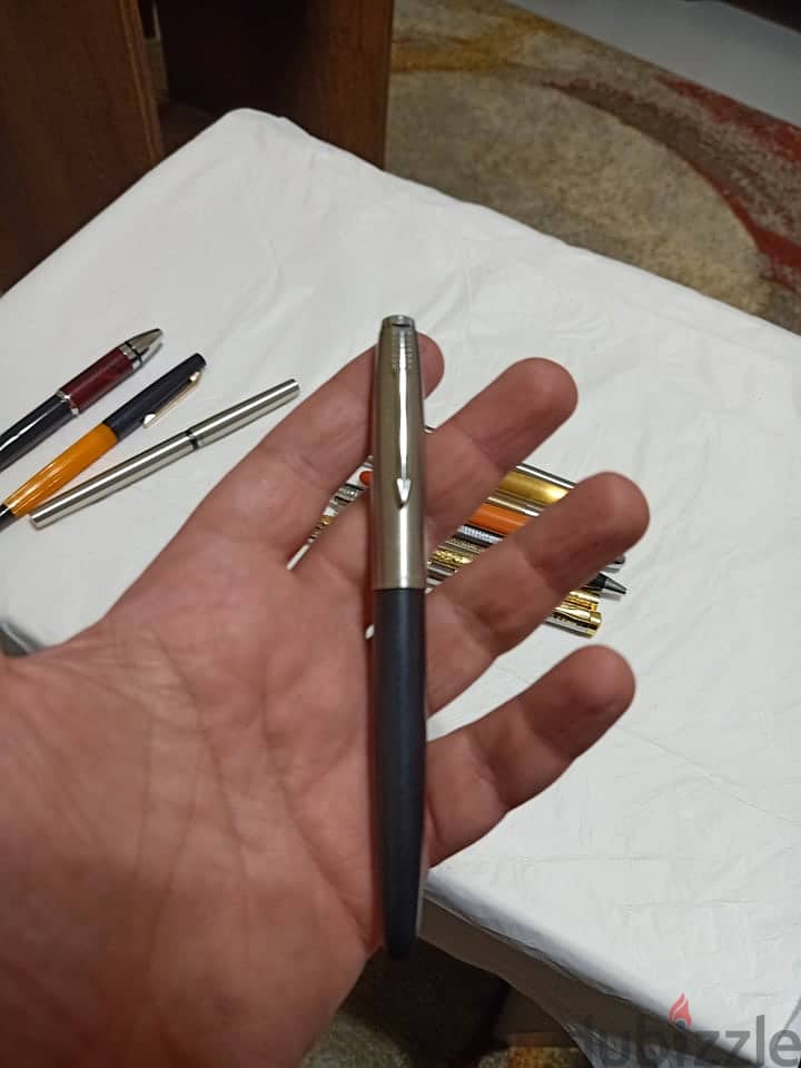 قلم شيفرجاف و6 قلم باركرجاف و2قلم باركر حبر ب2000ج 1