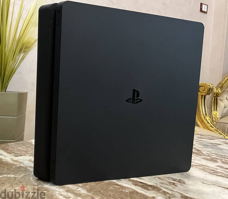 Playstation 4 - 1 TB - Slim | بلايستيشن 4 أصلي كسر زيرو 1
