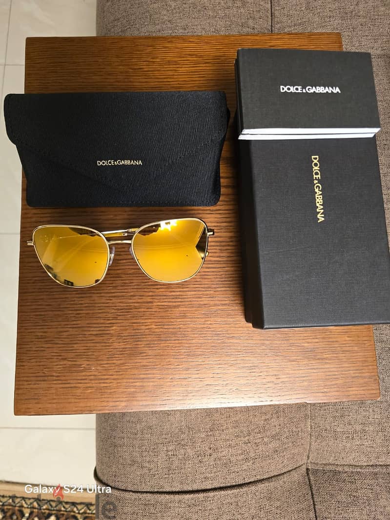 Original Dolce & Gabbana sunglasses ( New ) 6