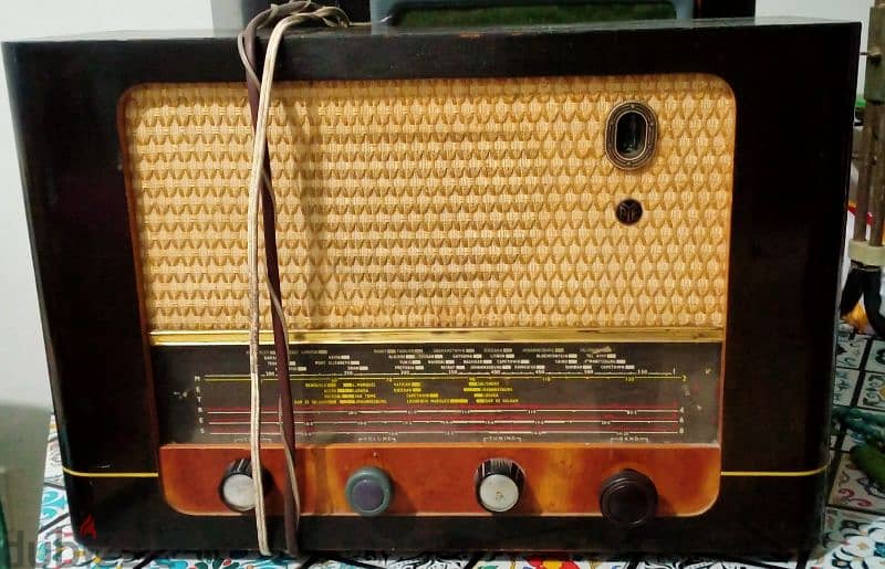 راديو قديم 2
