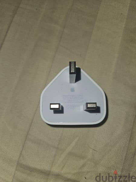 Apple iPhone original charger 1