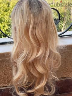 V long blond wig 0