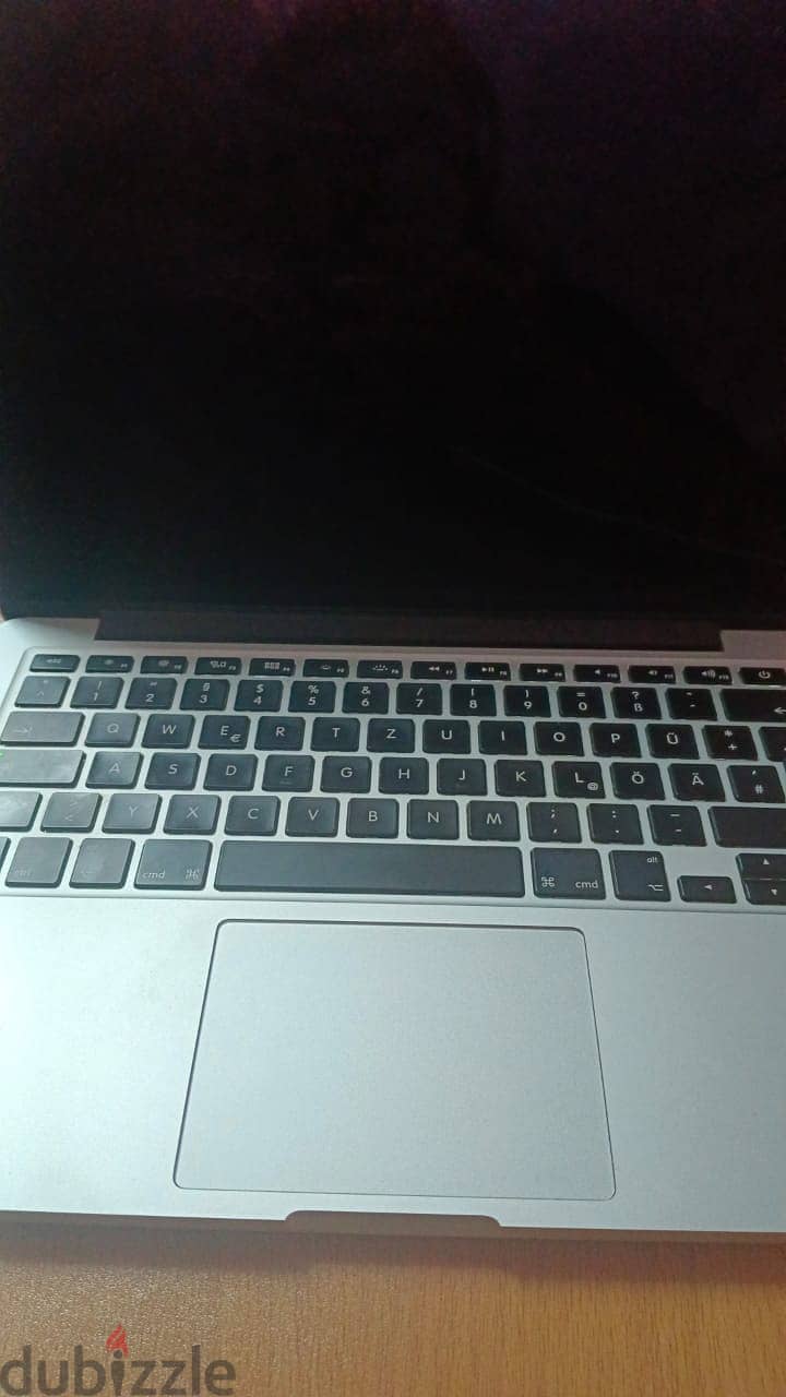 MacBook Pro (Retina, 13-inch, Early 2015) 1