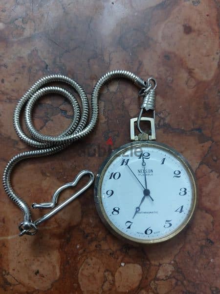 ساعة جيب سويسري  قديمه 0