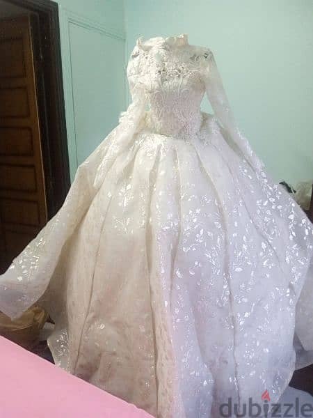 فستان زفاف  للبيع 2