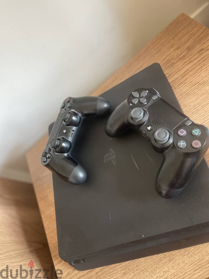 PS4 with 2 controllers 1